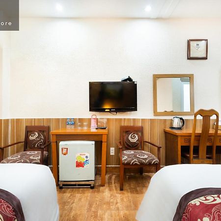Hanz Queen Airport Hotel Saigon Ho Chi Minh City Exterior photo
