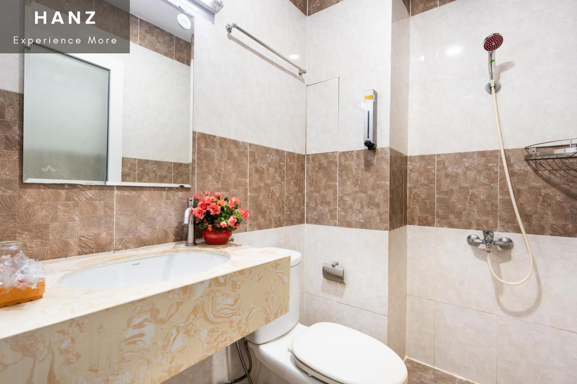 Hanz Queen Airport Hotel Saigon Ho Chi Minh City Room photo