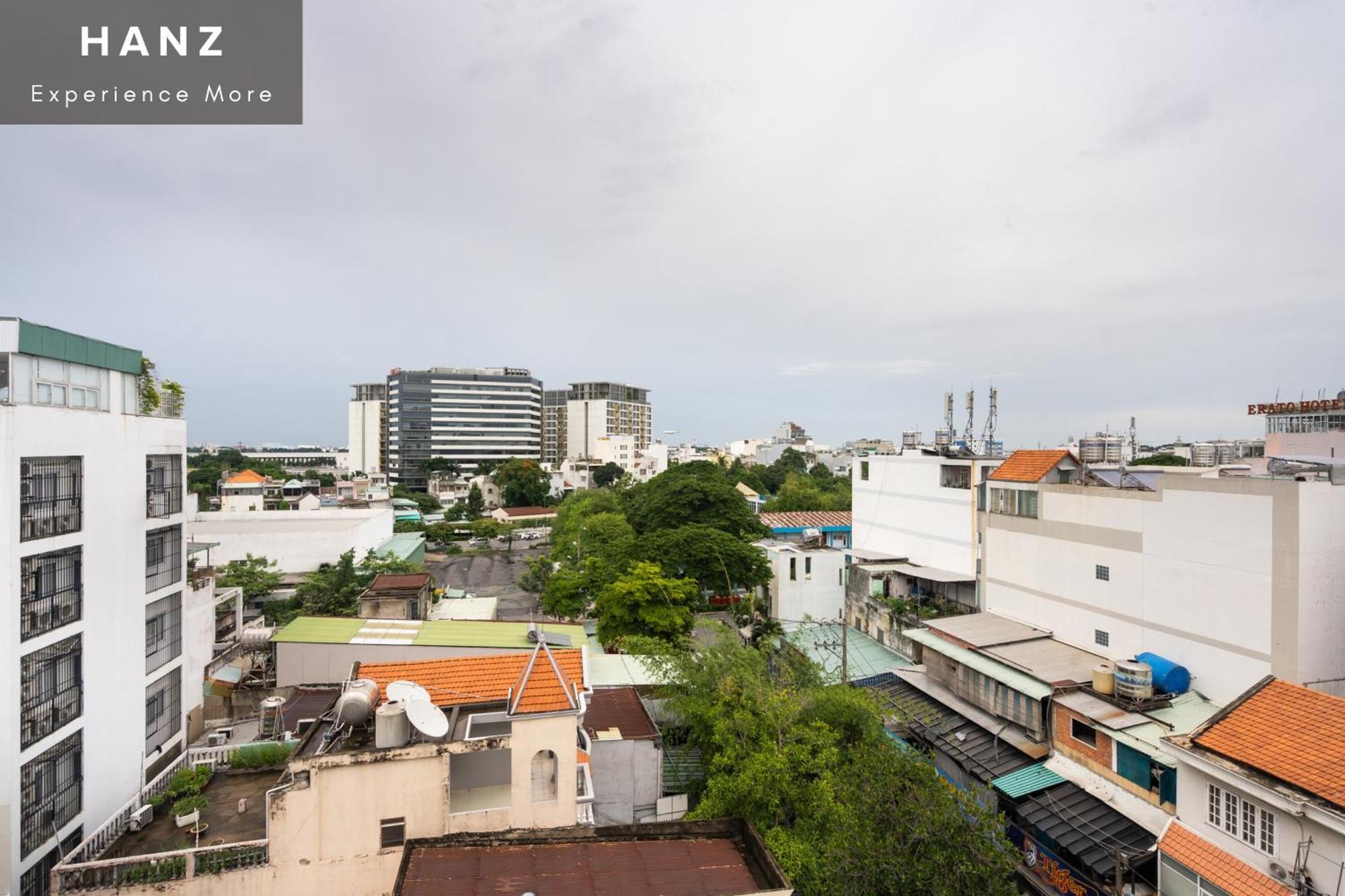 Hanz Queen Airport Hotel Saigon Ho Chi Minh City Exterior photo