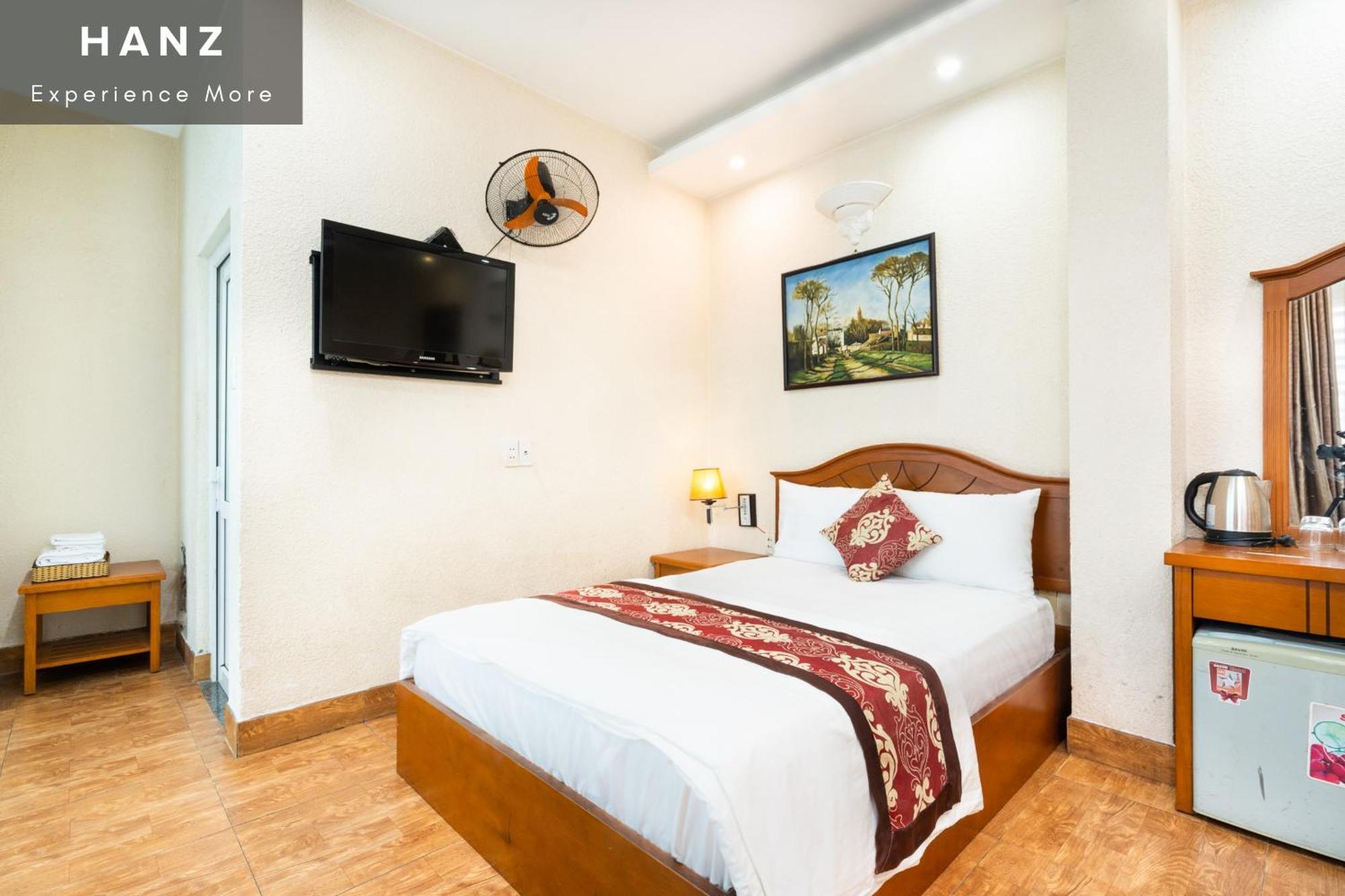 Hanz Queen Airport Hotel Saigon Ho Chi Minh City Room photo